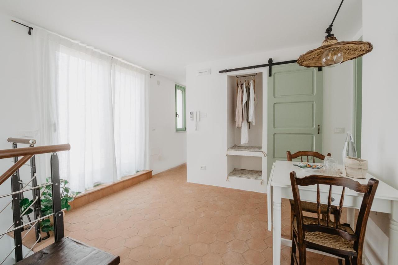 Ferienwohnung Casa Astura Capo dʼOrlando Exterior foto